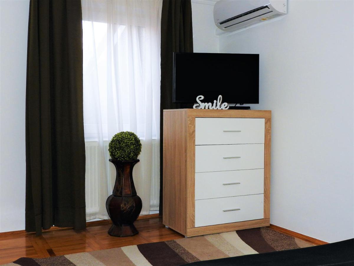 Lena Apartman - Eger Exterior photo