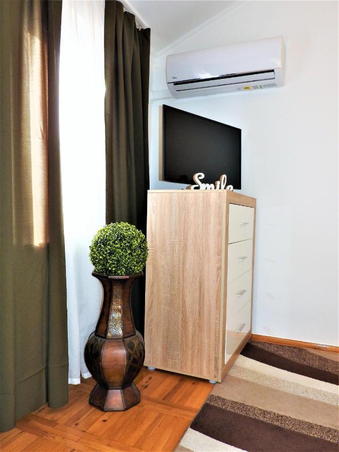 Lena Apartman - Eger Exterior photo